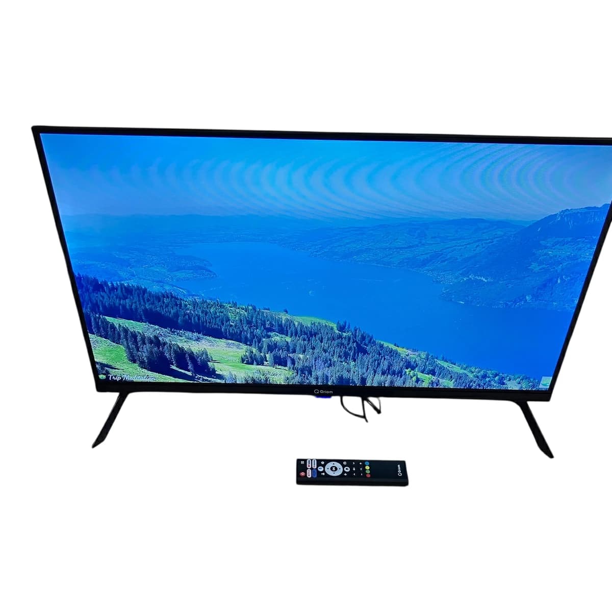 美品 Qriom QRK-32TLHD5 32V型 チューナー非搭載 ハイビジョン スマートテレビ 2026年製