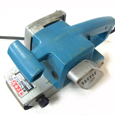 MAKITA
