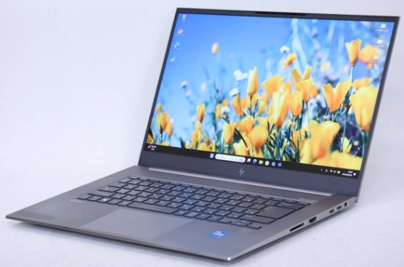 パソコン 買取 杉並区 ｜HP ZBook Studio G8 i7-11800Hを高価買取しました。