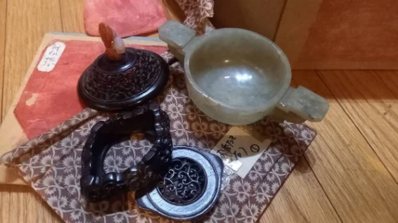 骨董 買取 荒川区 ｜中国美術 香枦を高価買取しました。
