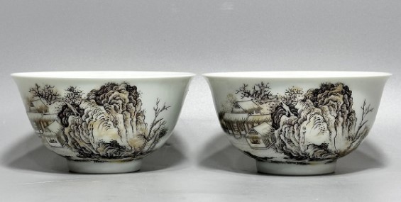 骨董 買取 文京区 ｜雍正御製款 琺瑯彩墨彩山水図碗一対を高価買取しました。