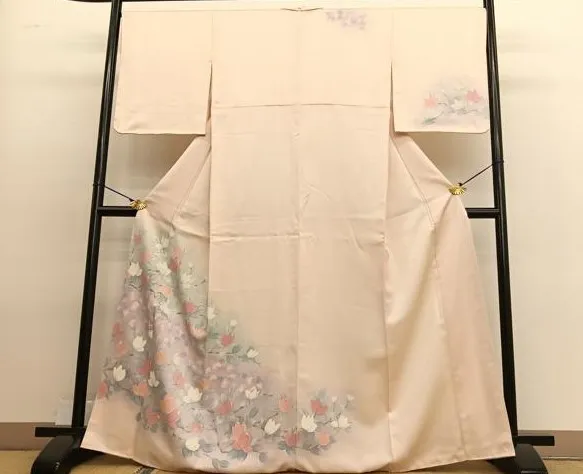 着物 買取 中野区 ｜訪問着 枝花文 暈し染めを高価買取しました。