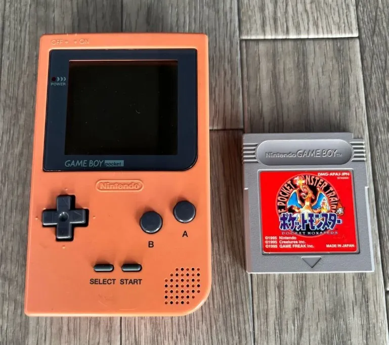 ゲーム 買取 江東区 ｜ニンテンドー GAME BOY pocket＆初期ポケットモンスター赤を高価買取しました。