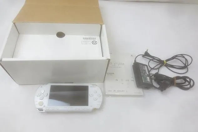 ゲーム 買取 杉並区 ｜PSP1000 セラミックホワイトを高価買取しました。