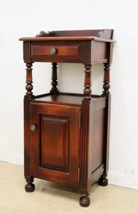 家具 買取 江東区 ｜カリモク サイドキャビネットを高価買取しました。