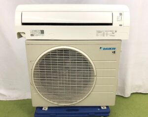 ダイキン2022 ルームエアコン 10畳用 S28ZTES-W（2022年製）ホワイト
