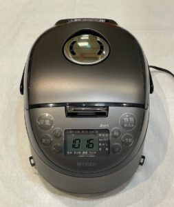 タイガー魔法瓶2022年製 IH炊飯器 炊きたて 3合 JPF-G055-KL