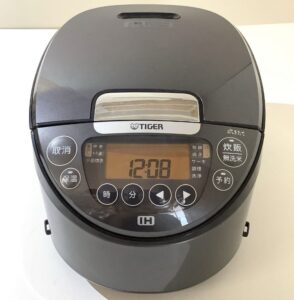 タイガー魔法瓶2022年製 IH炊飯器 炊きたて JPW-G180