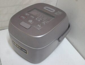 象印2021年製 圧力IH炊飯器 炎舞炊き 5.5合 NW-PT10-HZ
