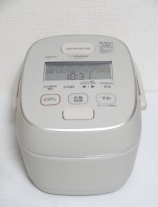 象印2022年製 圧力IH炊飯器 炎舞炊き 5.5合 NW-PU10-CZ