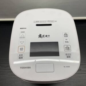 東芝2021年製 圧力IH炊飯器 5.5合 真空圧力IH RC-10VXR(W)