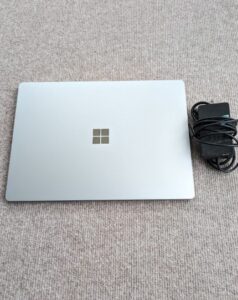 Microsoft2022年製 ノートパソコン Surface Laptop 5 QZI-00020