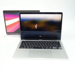 Apple2022年製 Macbook Pro Retinaディスプレイ 13.3 MNEP3J/A
