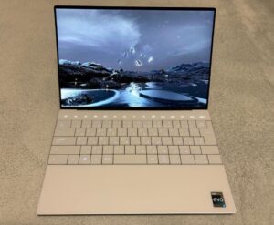 DELLXPS 13 Plus 9320 プラチナシルバー MXP73-DNHBS