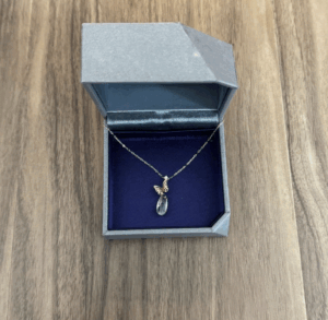 スタージュエリー 買取 ｜東京都新宿区まで出張買取でネックレス[スタージュエリー バタフライネックレス]