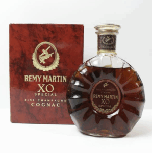 レミーマルタン xo スペシャル 旧クリアボトル 700ml ｜東京都台東区まで出張買取でお酒[Remy Martin （レミーマルタン）「XOスペシャルクリア ボトル 700ml」【古酒】]