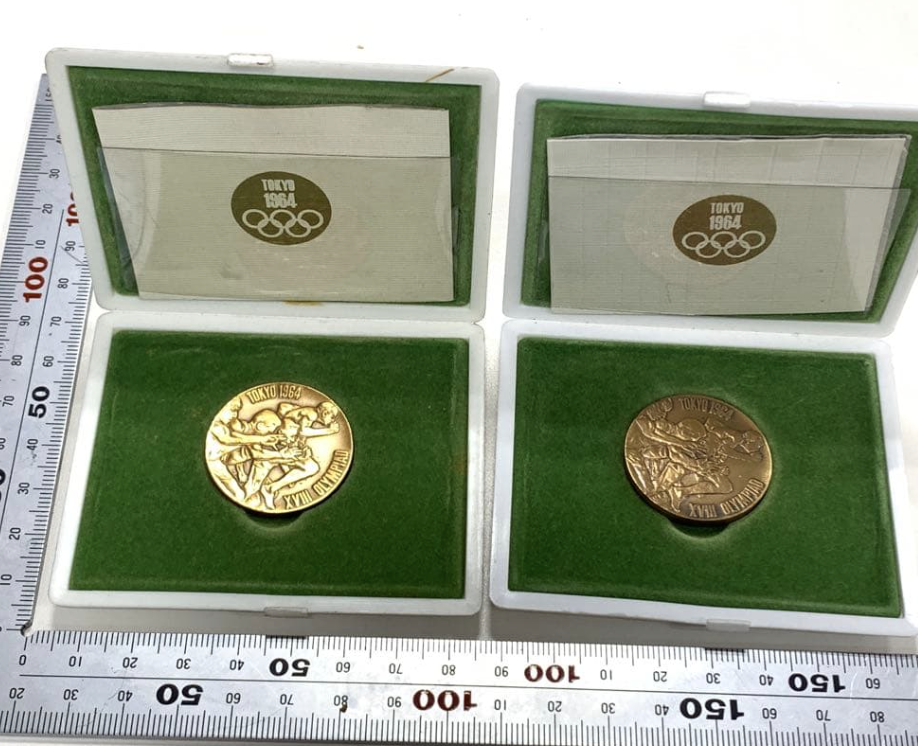 1964年東京オリンピック記念メダル 銅 買取価格 ｜東京都港区まで出張買取で旧札・記念硬貨[MEDA 1964 東京オリンピック オリンピック東京大会 記念メダル 銀メダル925 銅メダル]