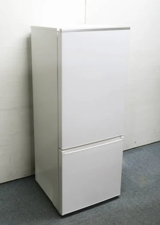 aqr-20nbk ｜東京都台東区まで出張買取で冷蔵庫[AQUA 2ドア ノンフロン冷凍冷蔵庫]