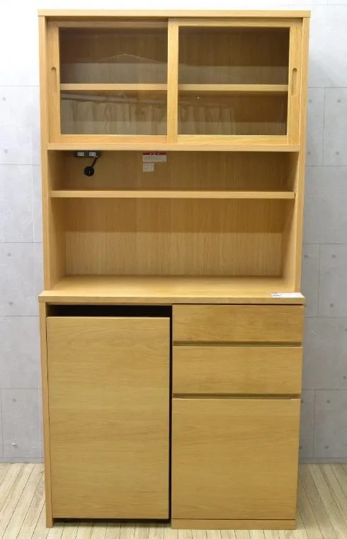無印良品 カップボード ｜東京都足立区まで出張買取で家具[木製 カップボード]
