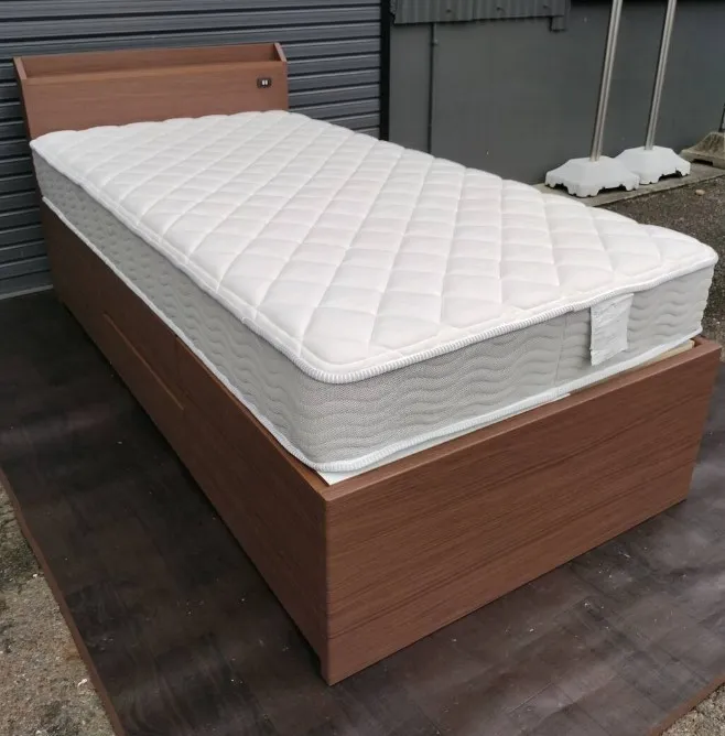 ベッド買取 ニトリ ｜東京都足立区まで出張買取で家具[シングルベッド コンセント付き]