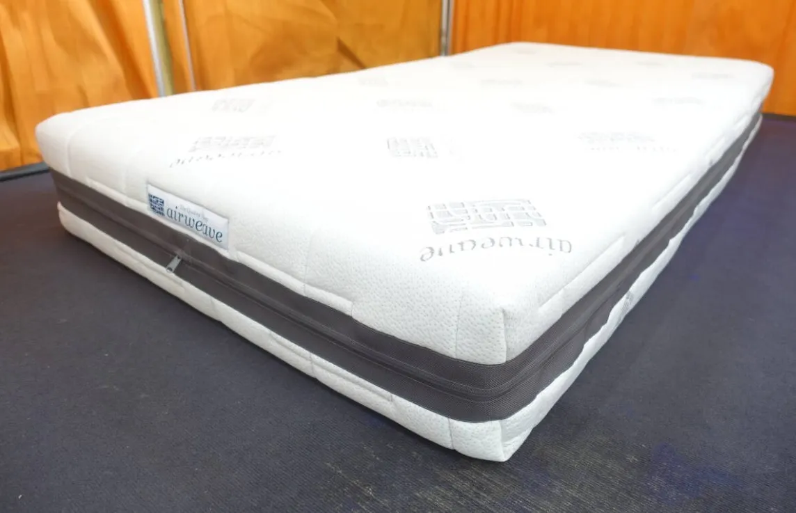 エアウィーヴ 買取 ｜東京都港区まで出張買取で家具[エアウィーヴ　シングルサイズマットレス]