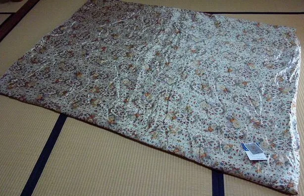 真綿布団 買取 ｜東京都港区まで出張買取で家具[東京西川 入金真綿布団 花柄シングル]