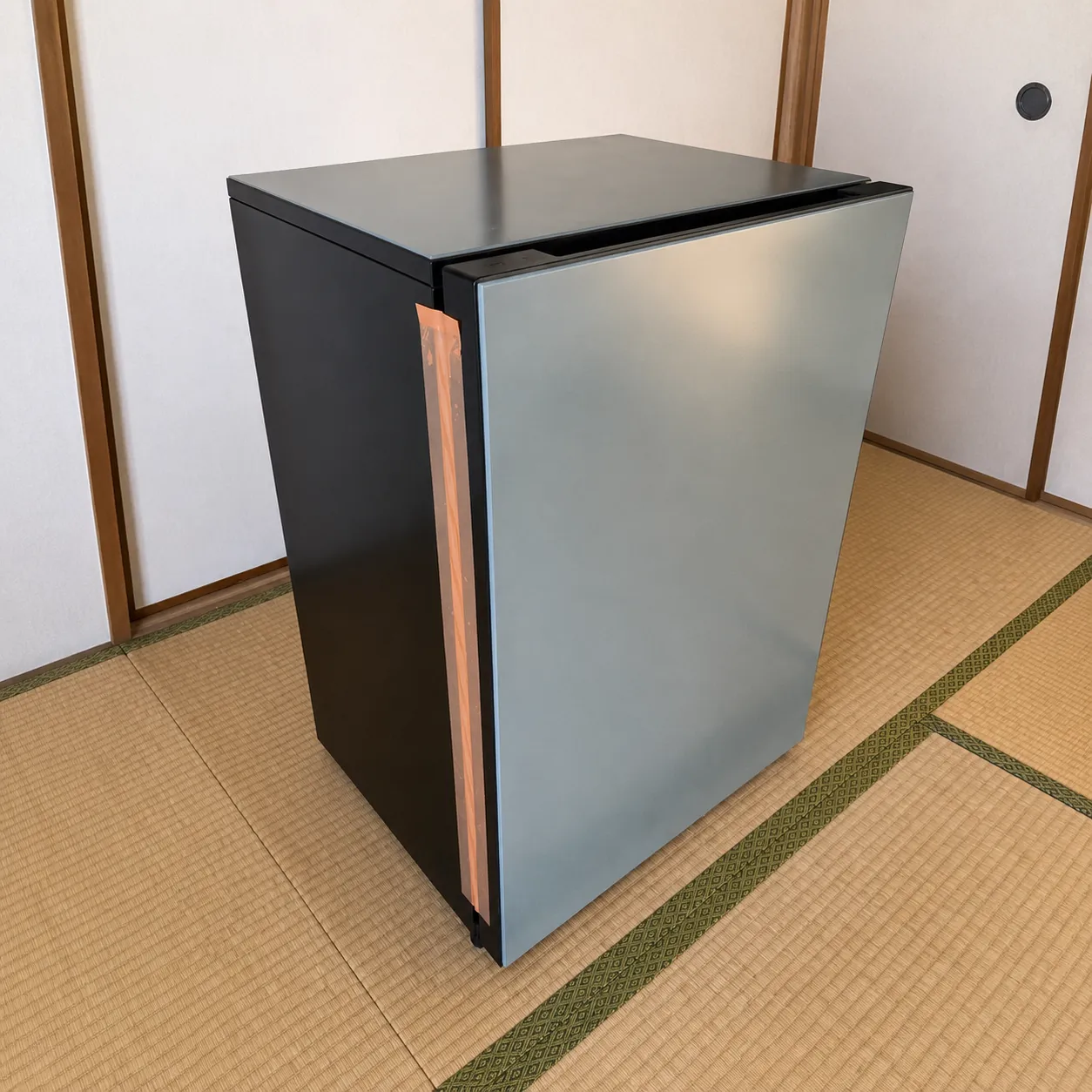 東京都足立区まで出張買取で日立 Chiiil 1ドア冷蔵庫 73L R-MR7S(HL) ノルディック