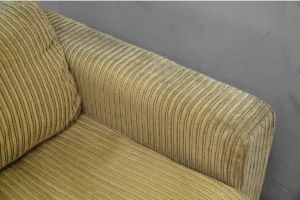JETTY FEATHER SOFAの座面と背クッションの毛並み