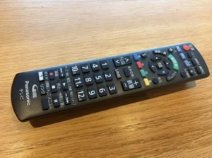 TH-32D305に付属していた純正リモコン